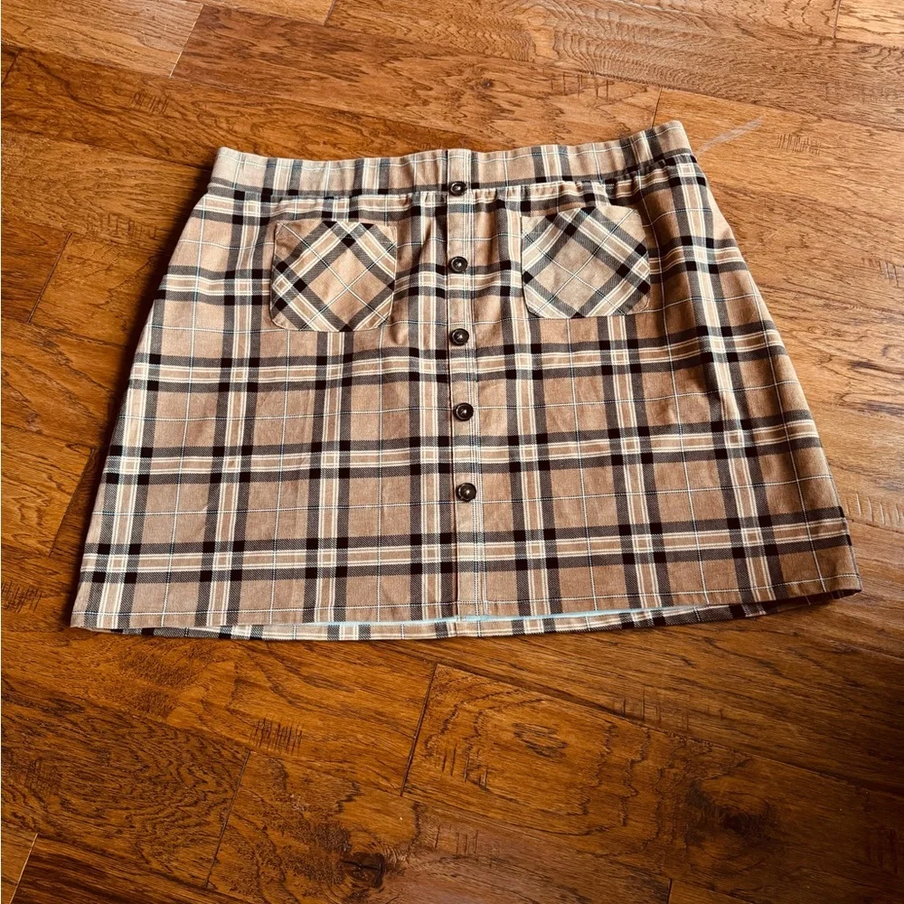 Torrid‎ Corduroy Mini Skirt - Picture 3 of 9